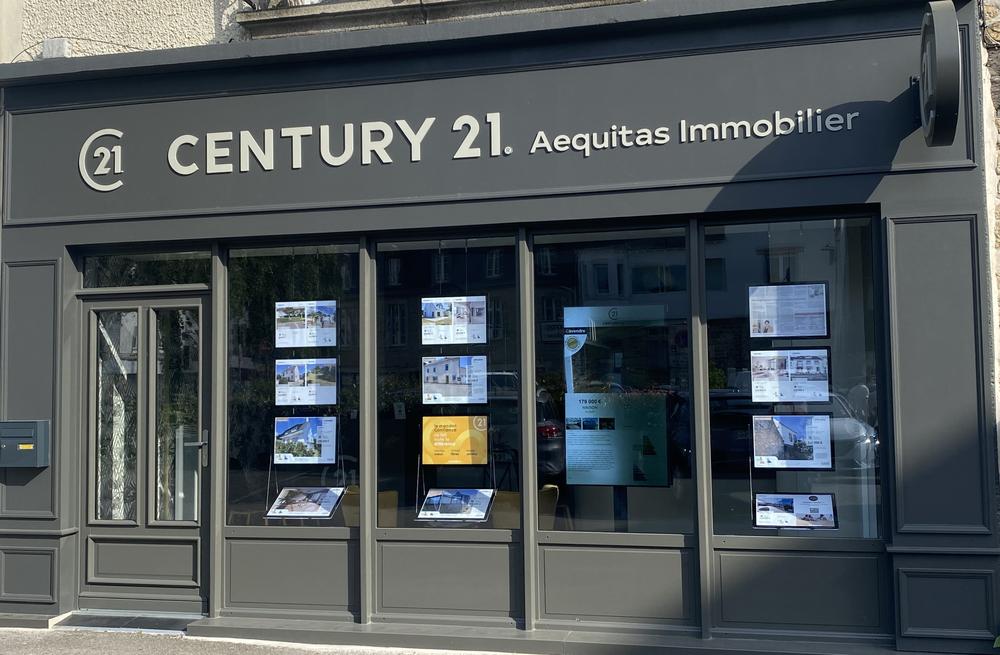 l'équipe de l'agence Aequitas Immobilier